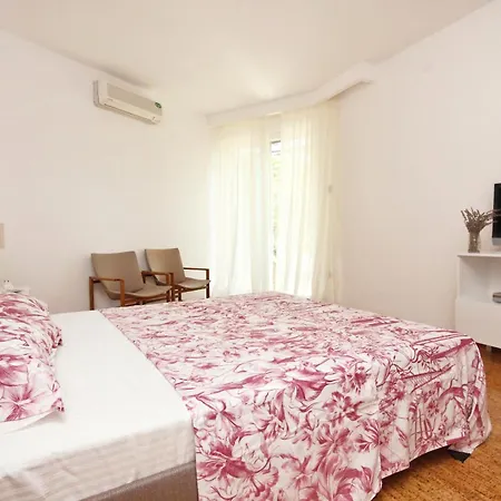 Seaside Luxury With A Swimming Pool Orebic, Peljesac - 4520 Willa