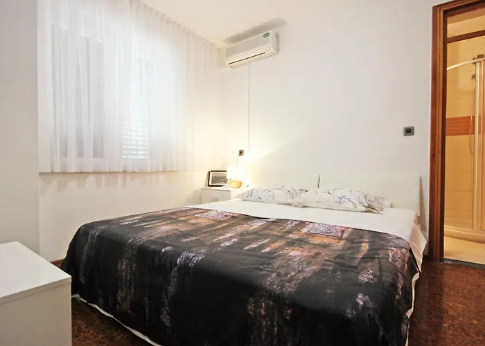 Вилла Seaside Luxury With A Swimming Pool Orebic, Peljesac - 4520 Оребич